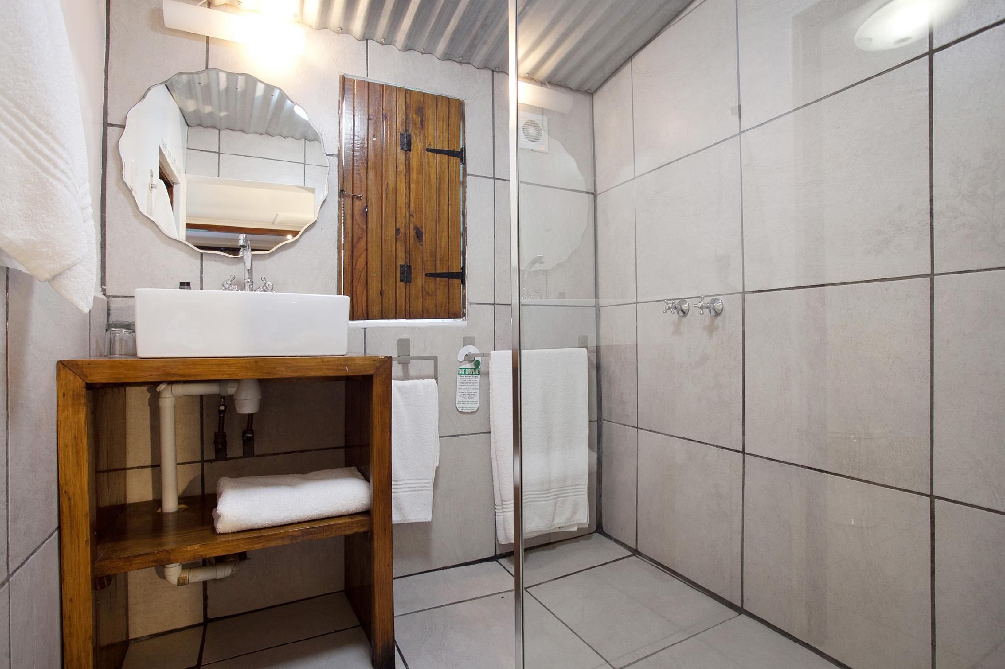 Tsitsikamma Village Inn Barn Room 2