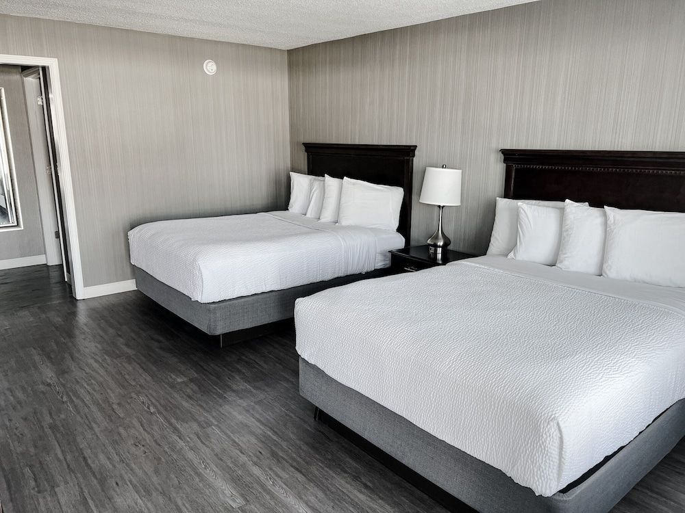 Courtyard Room 2 Queen Beds