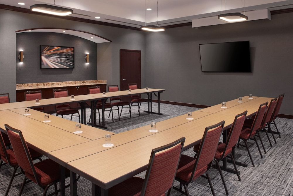 undefined Courtyard by Marriott Mississauga - Airport Corporate Centre West 9