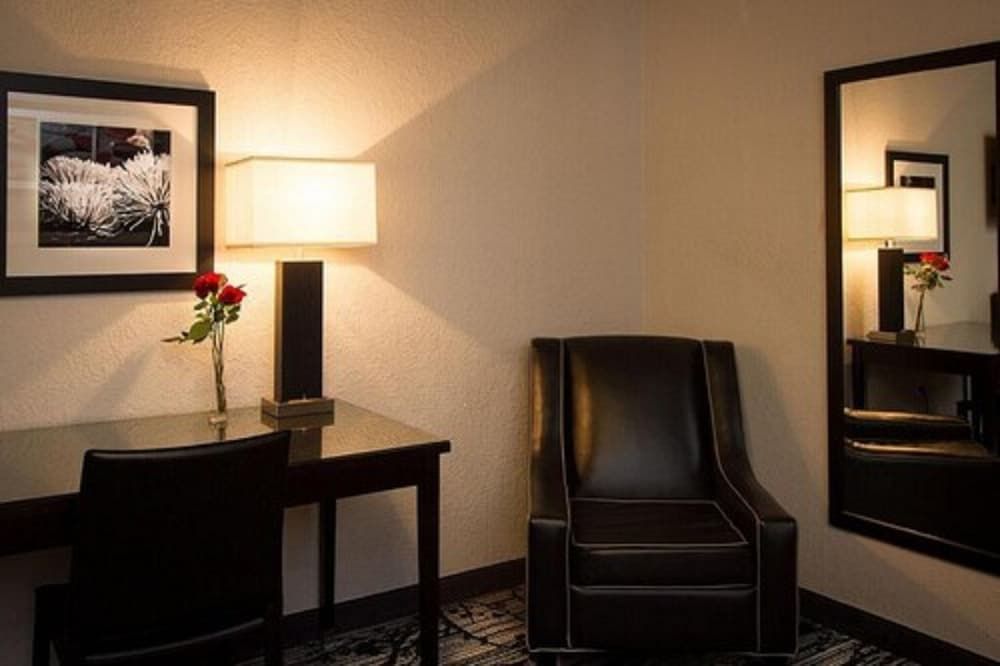 Granada Inn 1 Queen Bed Non Smoking 4