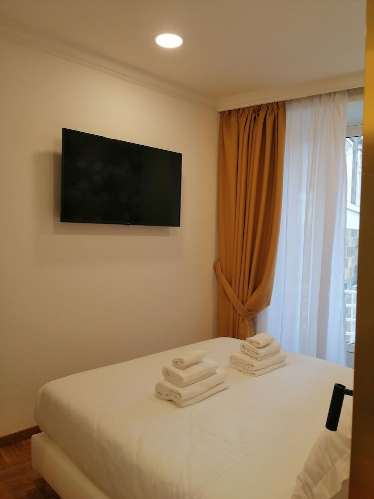 undefined Hotel 53 Cinquantatre 2