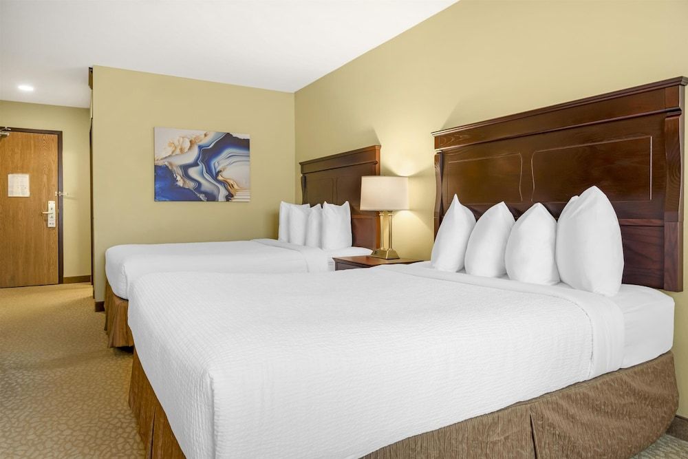 Standard Room, 2 Queen Beds, Non Smoking, Refrigerator & Microwave