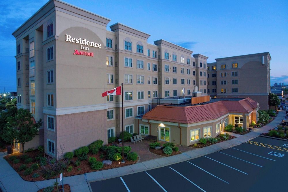 undefined Residence Inn by Marriott Mississauga - Airport Corporate Centre West 7