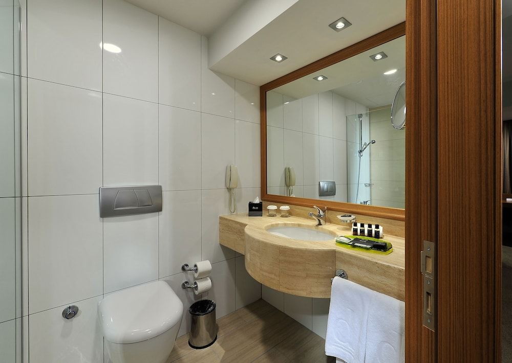 undefined Divan Istanbul City 10