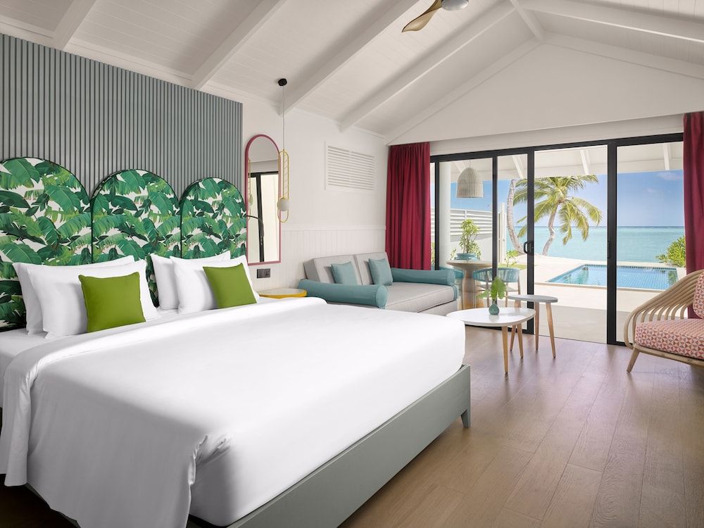 Executive Suite, 1 Double Bed with Sofa bed (Beach Villa with Private Pool)