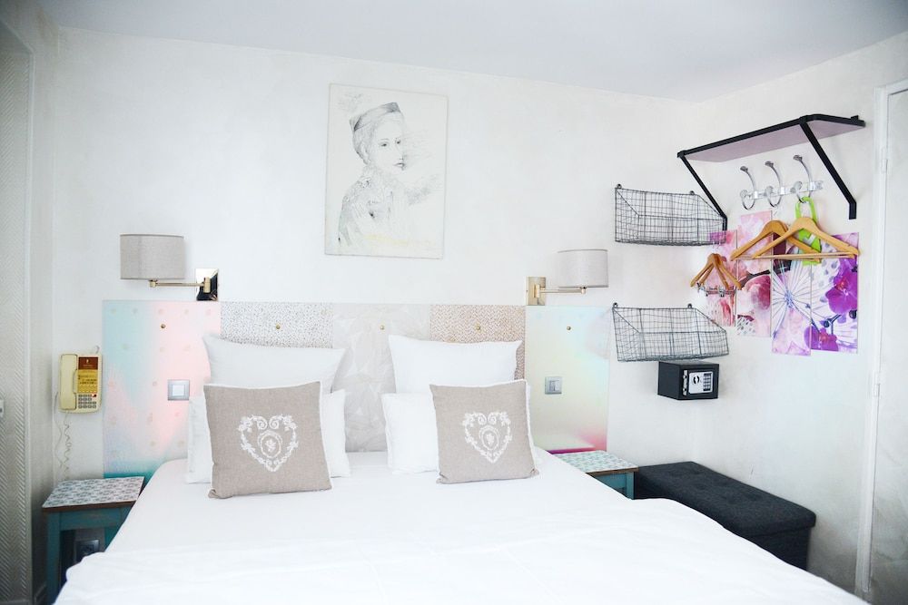 Hotel Malar Standard Double Room 9