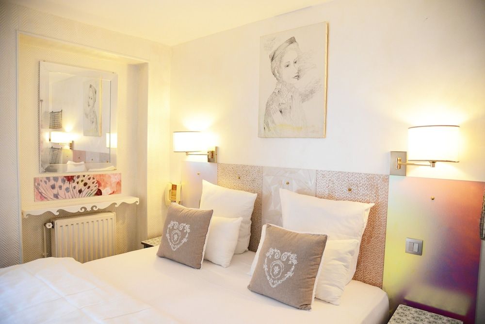 Hotel Malar Standard Double Room 3