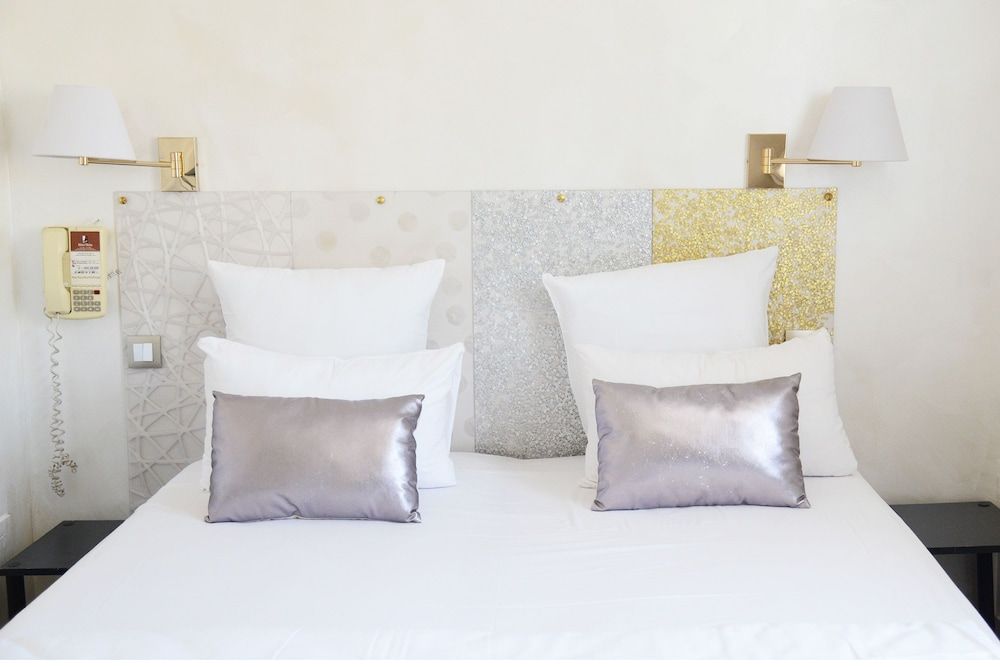 Hotel Malar Standard Double Room 11