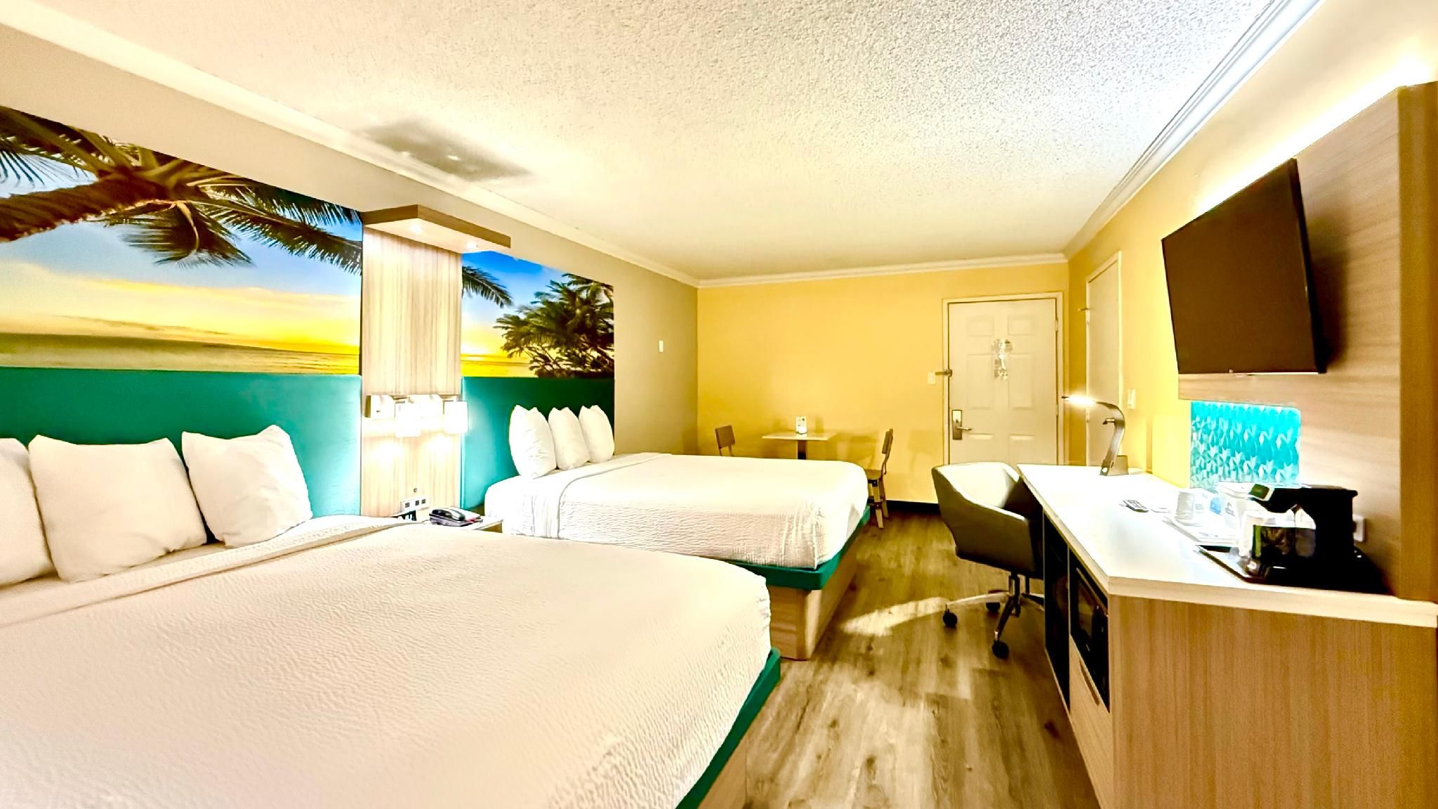 2 Queen Beds Non-Smoking