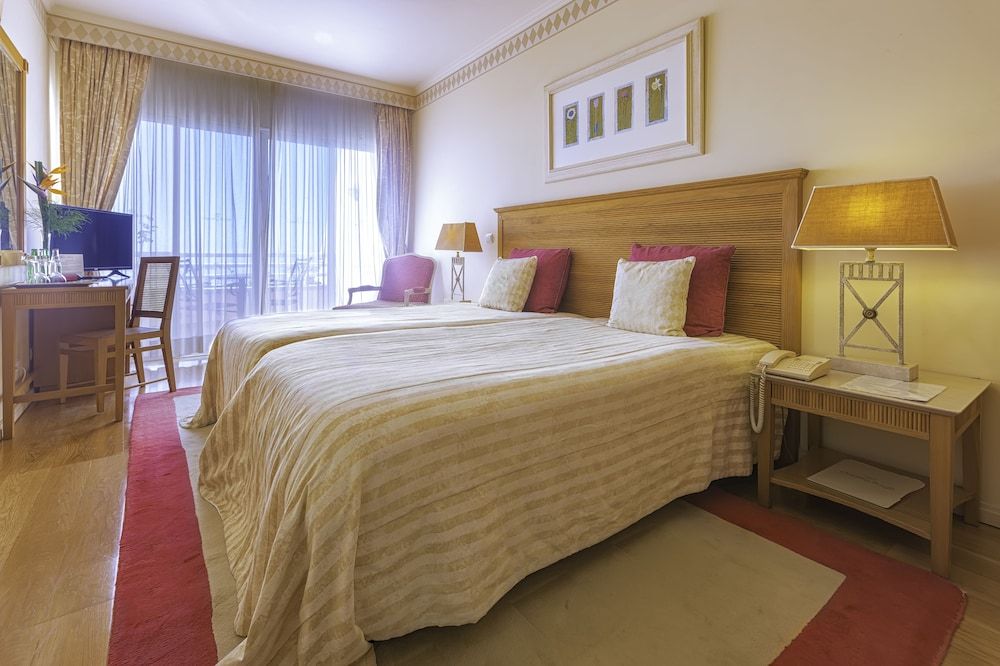 Quinta do Estreito Vintage House Twin Room, Sea View 5