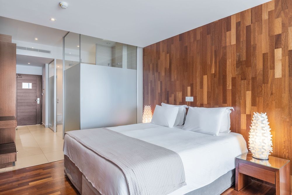 Junior Room, Sea View
