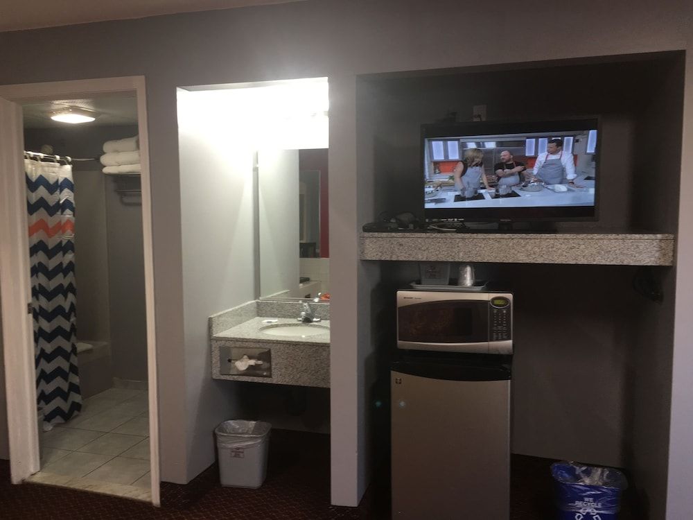 Haven Inn and Suites Room, 2 Queen Beds, Non Smoking 11