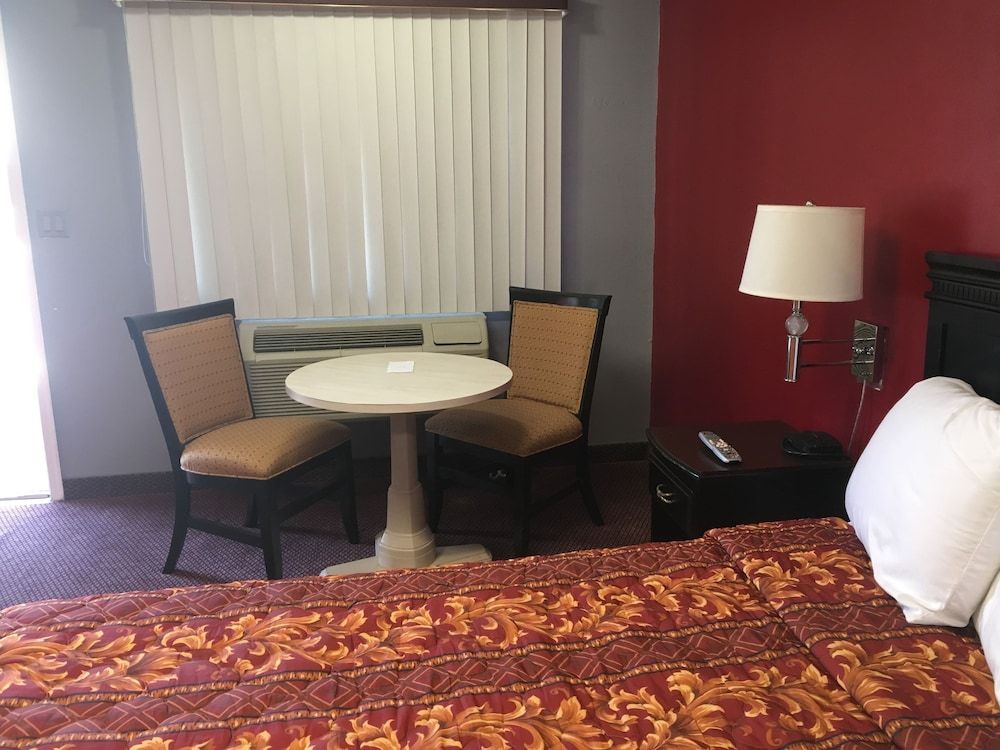 Haven Inn and Suites Room, 2 Queen Beds, Non Smoking 6