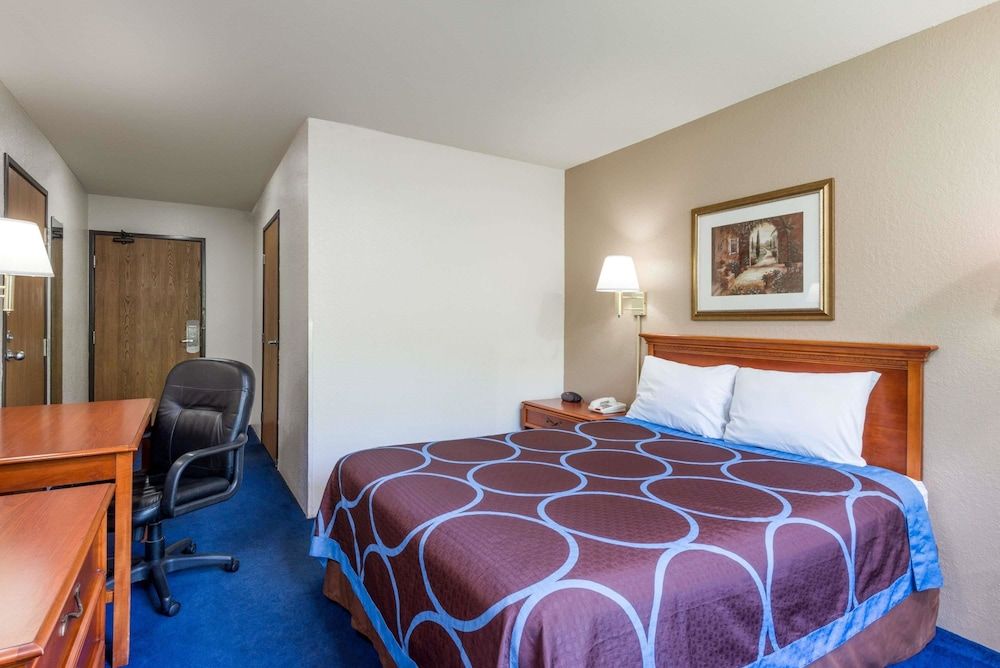 Room, 1 King Bed, Non Smoking