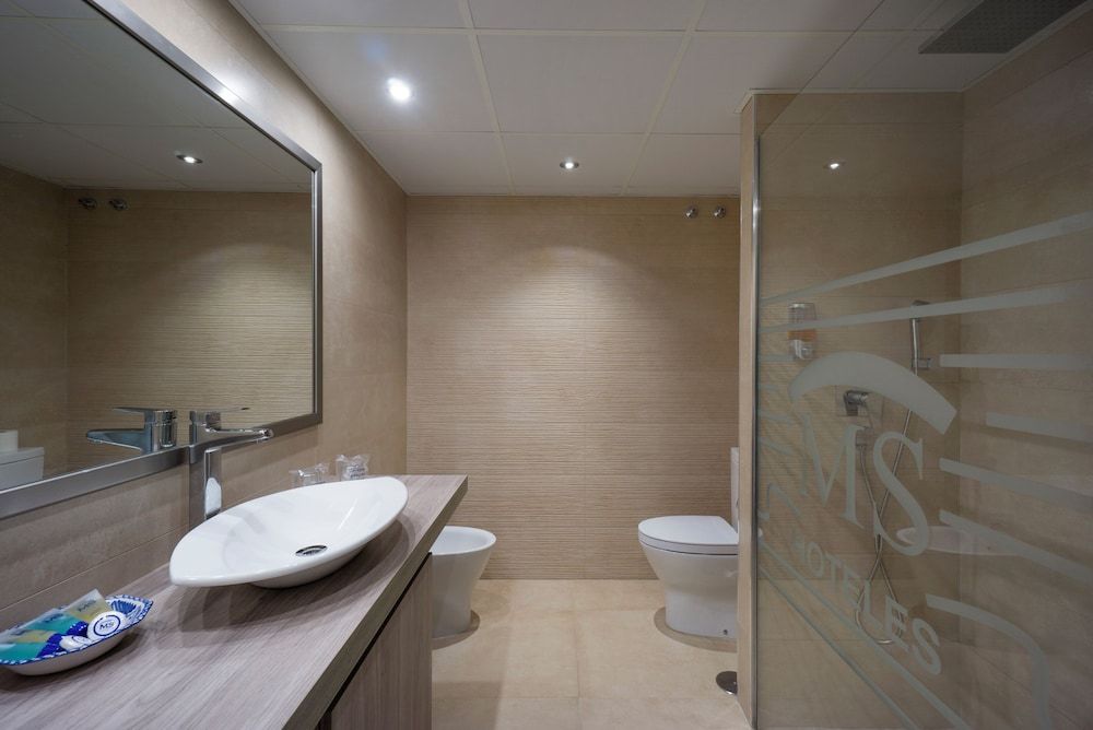 MS Aguamarina Costa del Sol Junior Suite Pool View 5