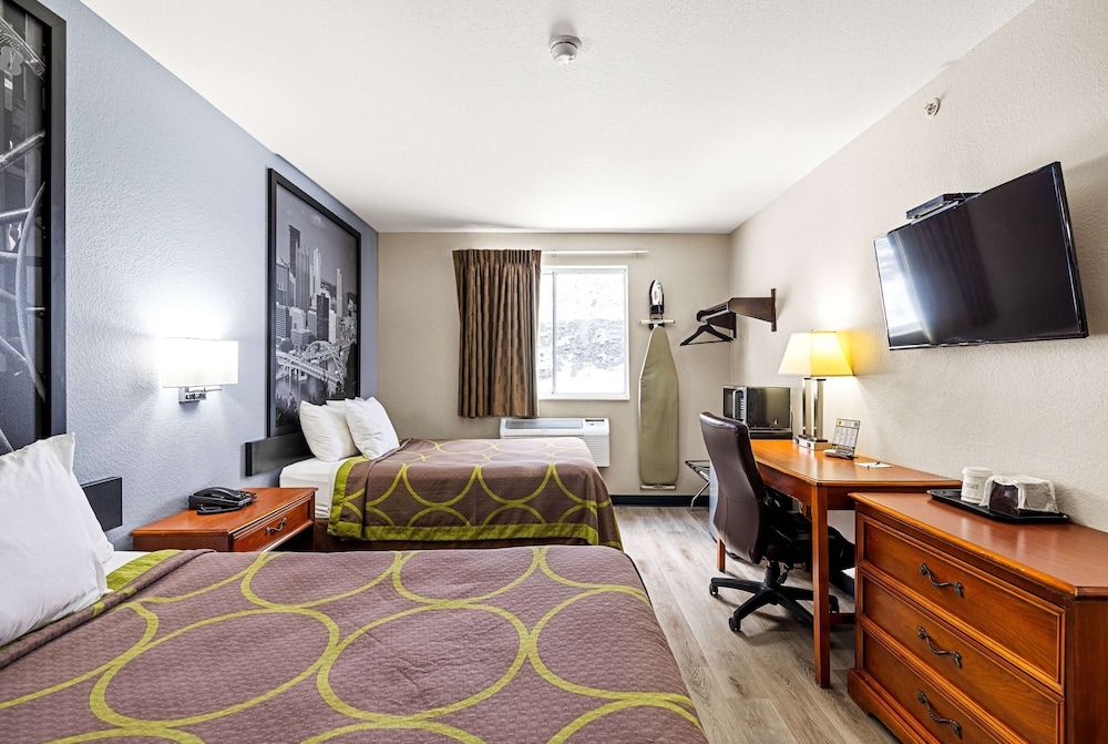 Super 8 by Wyndham Pittsburgh/Monroeville Room, 2 Double Beds, Non Smoking