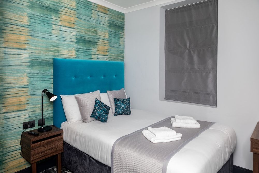 Paddington Park Hotel Double Room 3