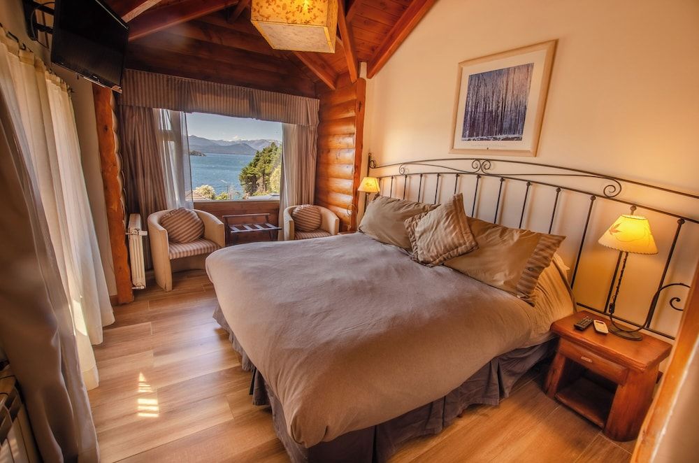 Nido del Condor Hotel & Spa Cabin, Kitchen, Lake View 2