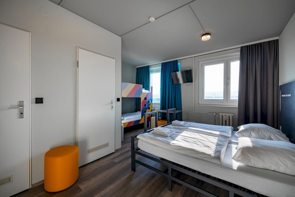 undefined a&o München Hauptbahnhof - Hostel 8