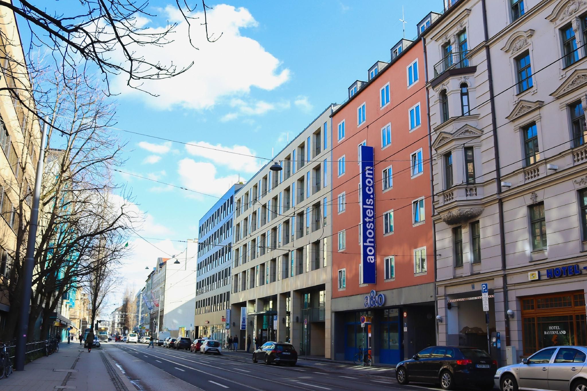 undefined a&o Munich Hauptbahnhof 3