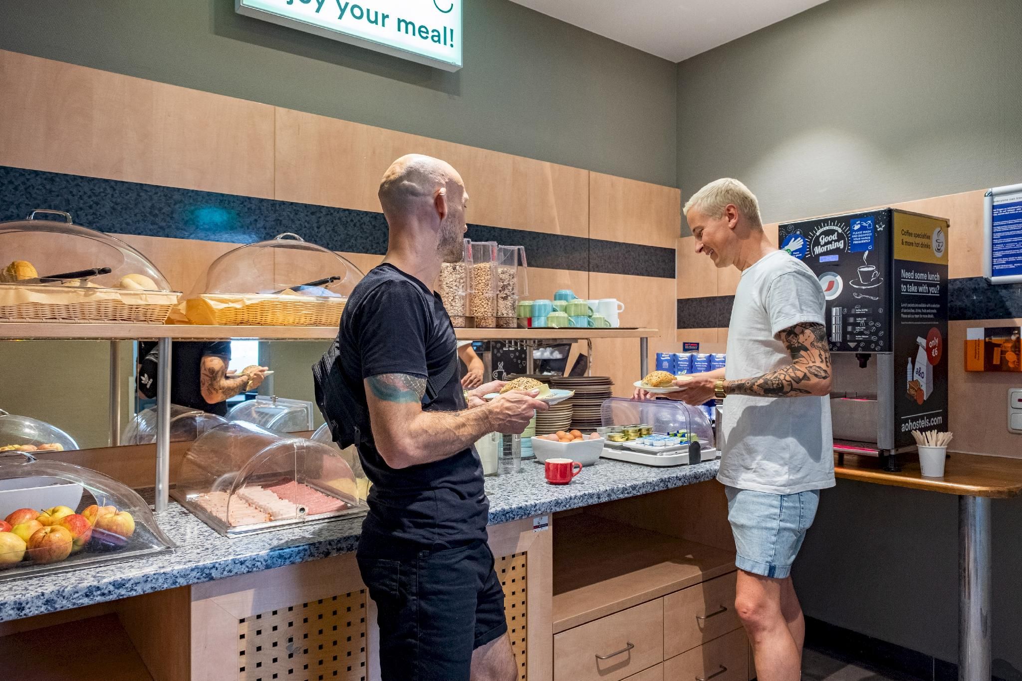 undefined a&o Munich Hauptbahnhof 9