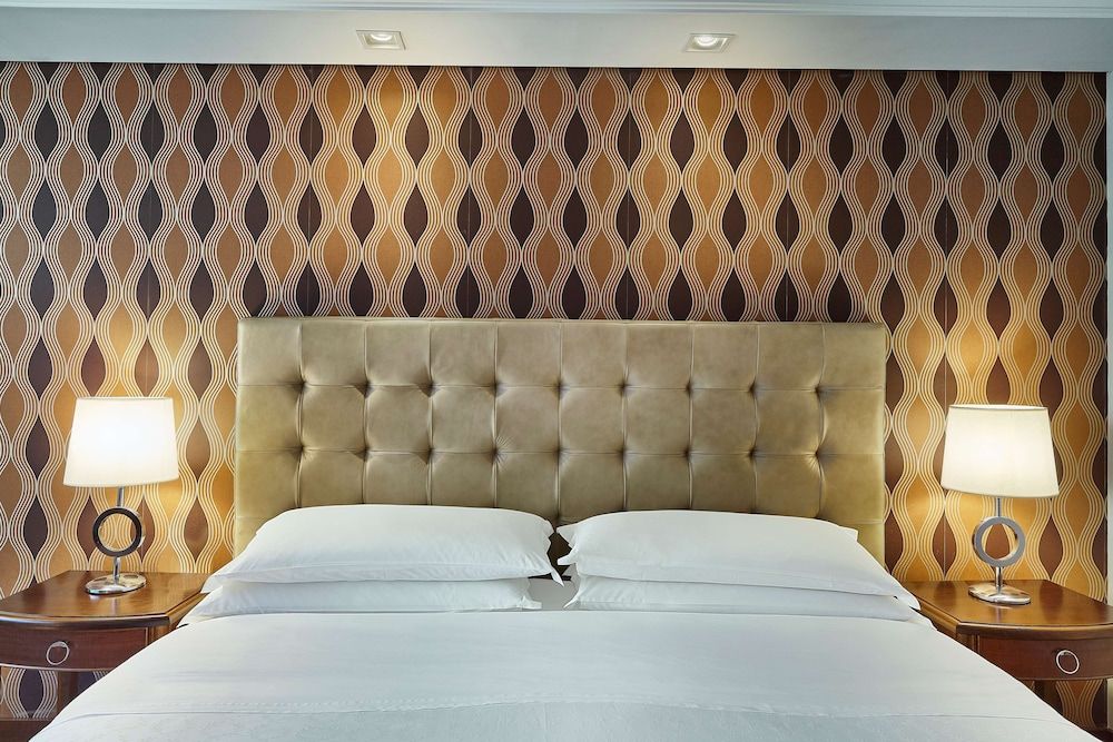 Superior Room, 1 King Bed