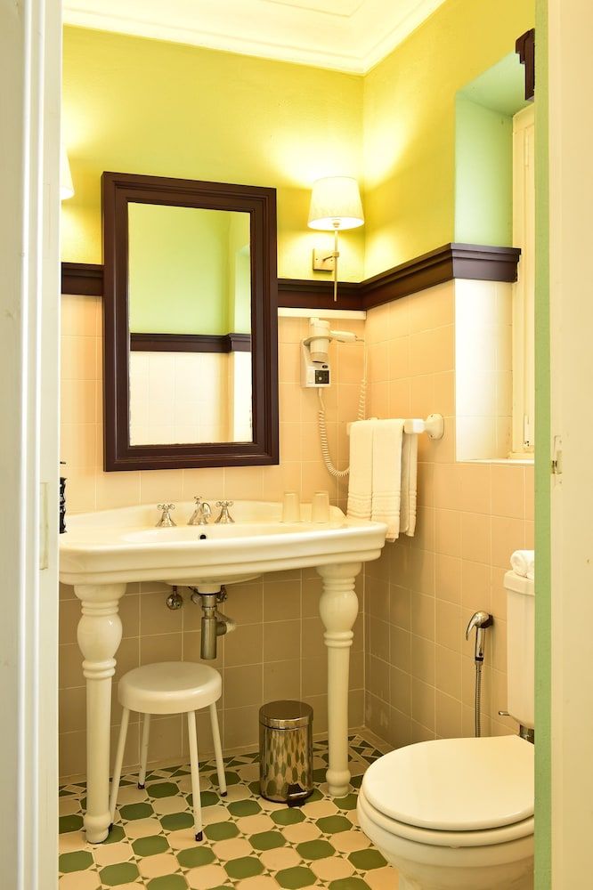 Pousada Convento de Evora - Historic Hotel Suite (Special, Triple) 2