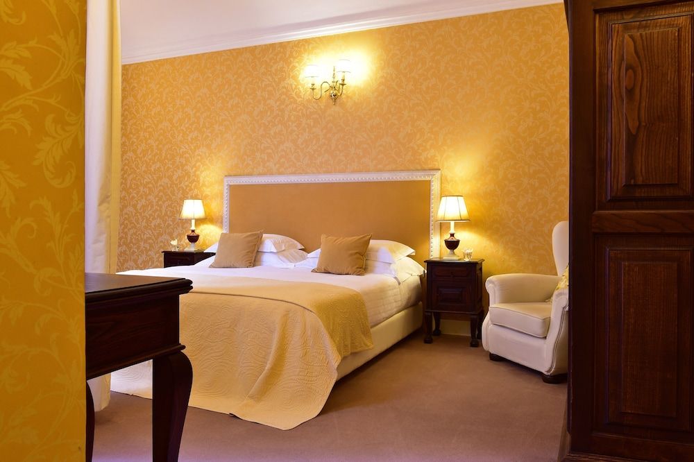 Pousada Convento de Evora - Historic Hotel Suite