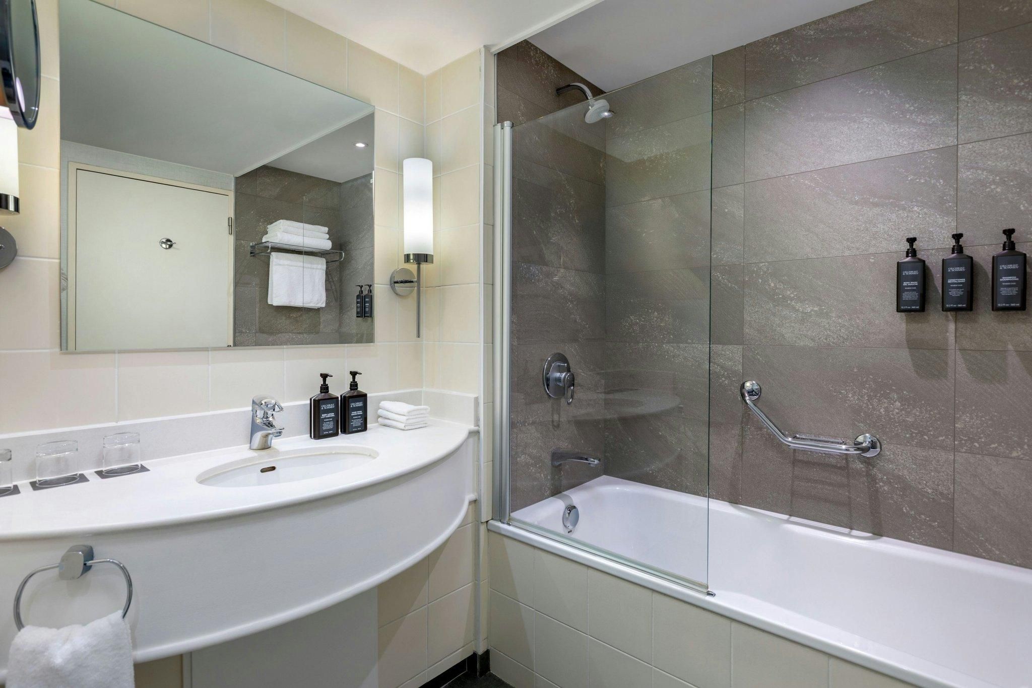 Executive, Club lounge access, Guest room, 2 Twin