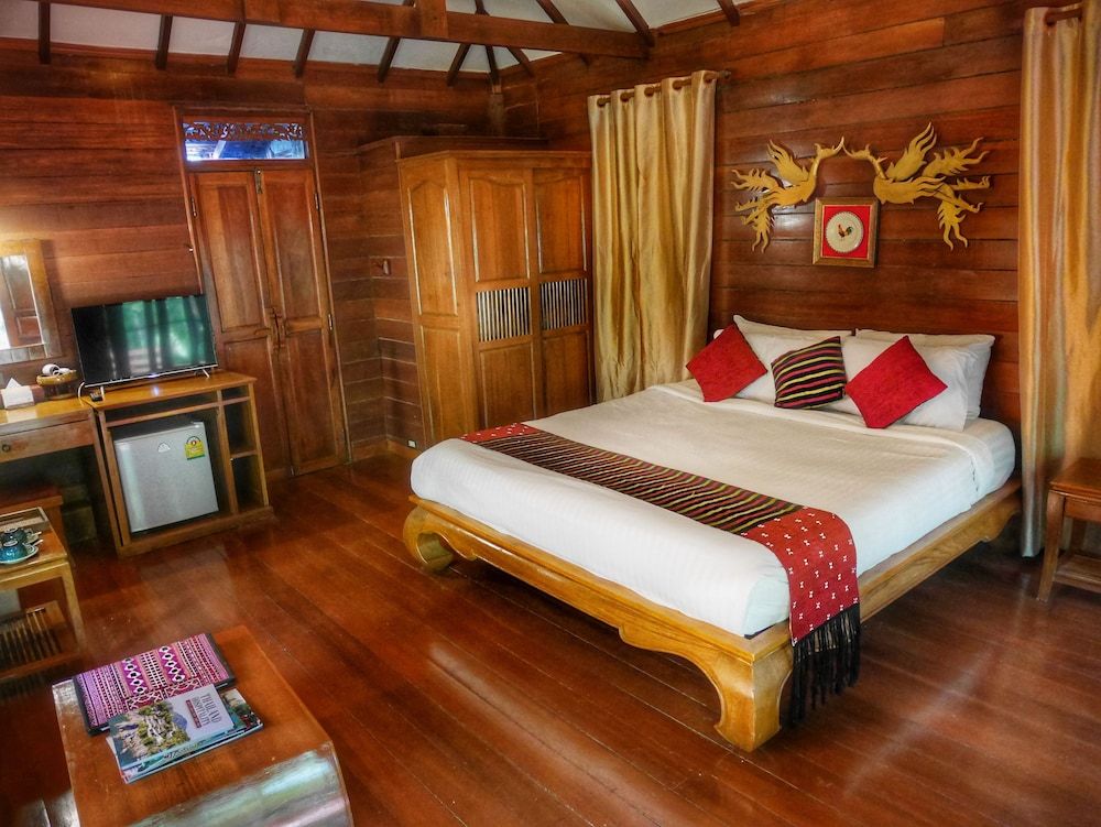 Sukantara Cascade Resort Twin Lanna Cottage