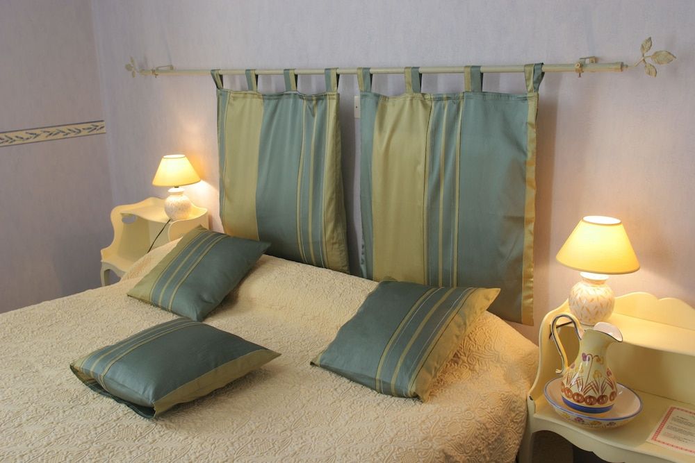 Basic Single Room