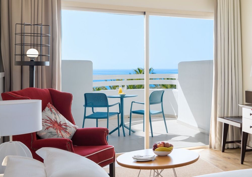 H10 Estepona Palace Superior Double Room, Sea View (2 Adults + 1 Child) 2