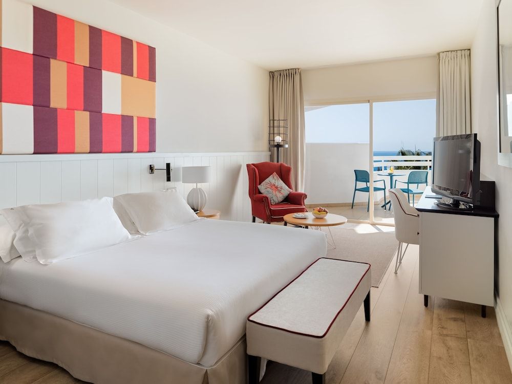 H10 Estepona Palace Superior Double Room, Sea View (2 Adults + 1 Child)