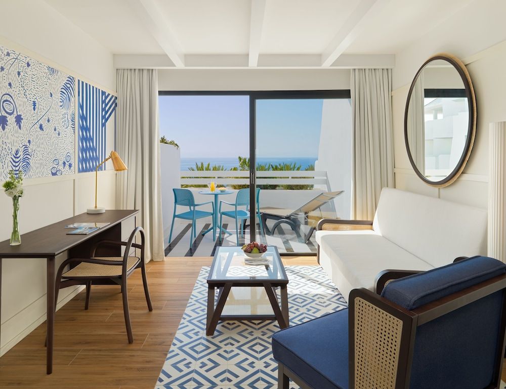 H10 Estepona Palace Junior Suite (Ocean 3+1) 6