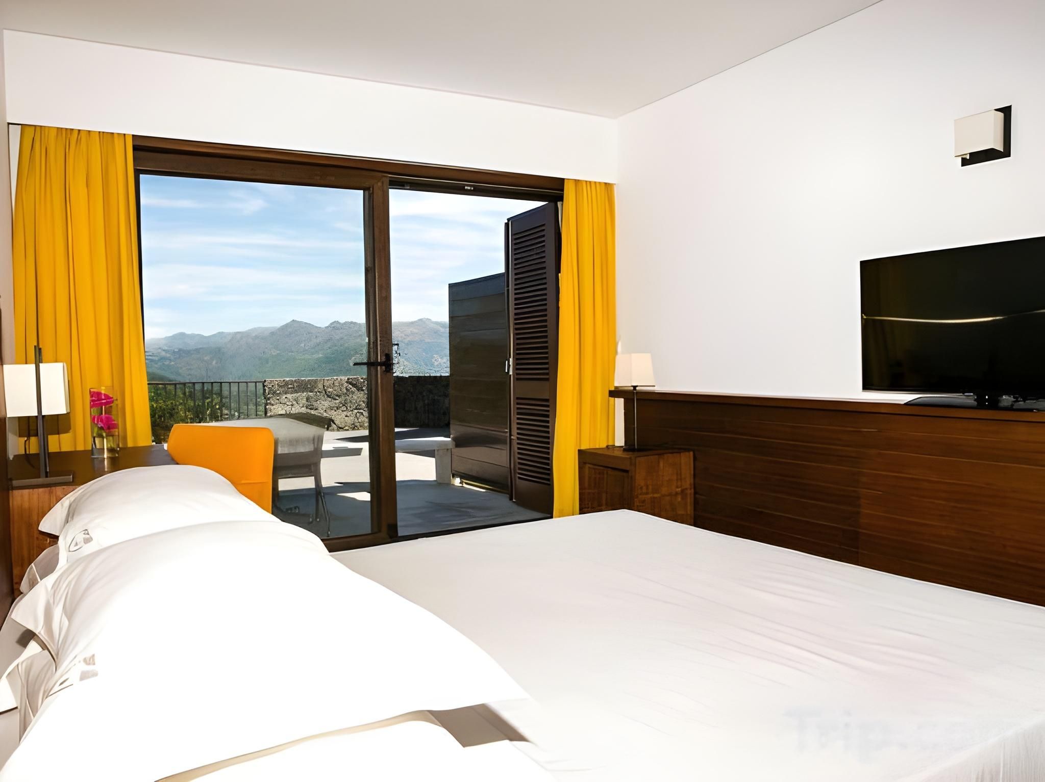 Superior Balcony Room