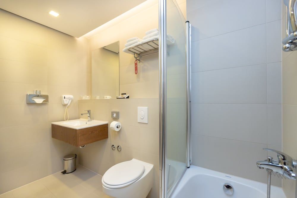 Palace Hotel Comfort Twin Room 6