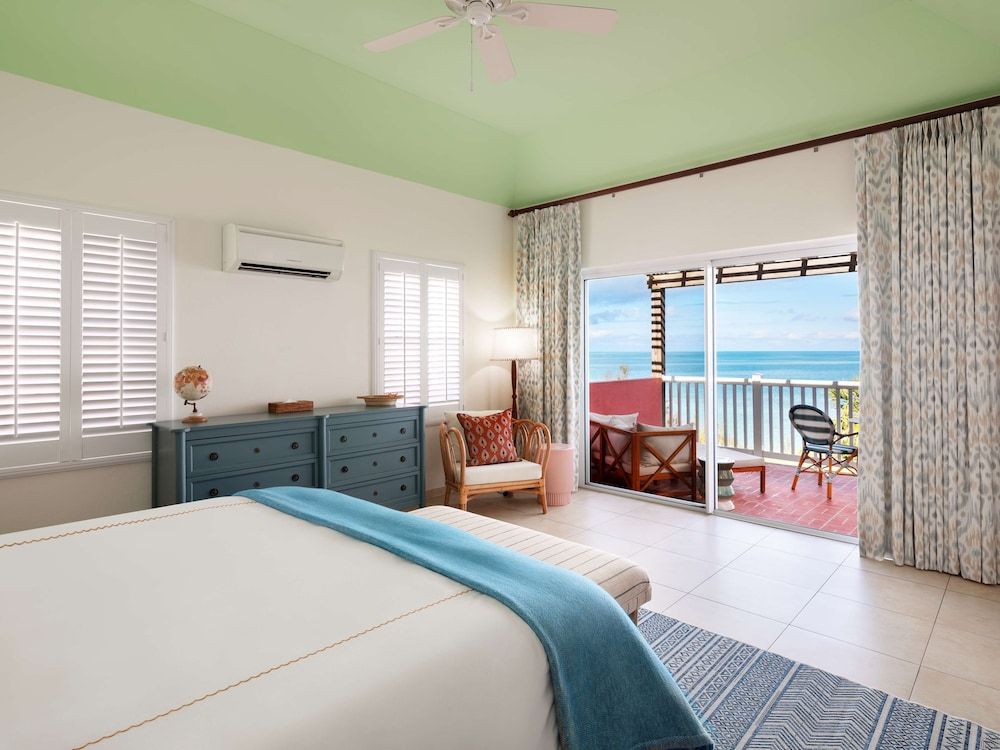 Cambridge Beaches Resort & Spa Suite, 1 Bedroom (Water View) 6