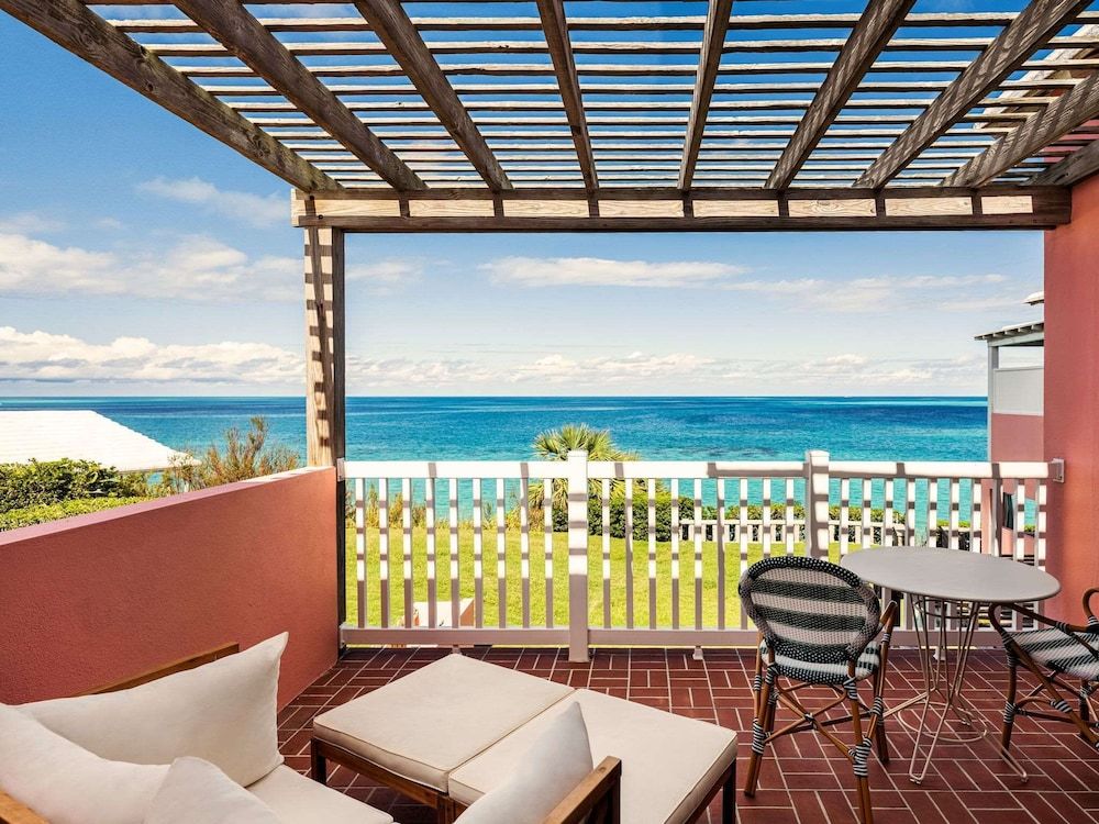 Cambridge Beaches Resort & Spa Suite, 1 Bedroom (Water View) 9