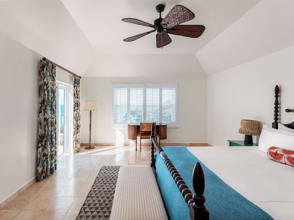 Cambridge Beaches Resort & Spa Suite, 1 Bedroom (Water View) 7