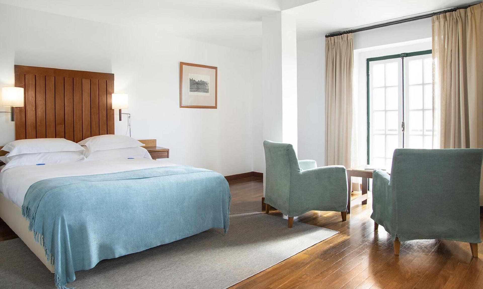 Junior Suite (2 Adults + 1 Child)