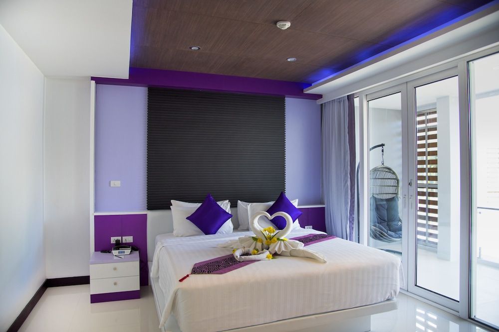 The L Resort Premium Suite, Balcony, Partial Ocean View 3