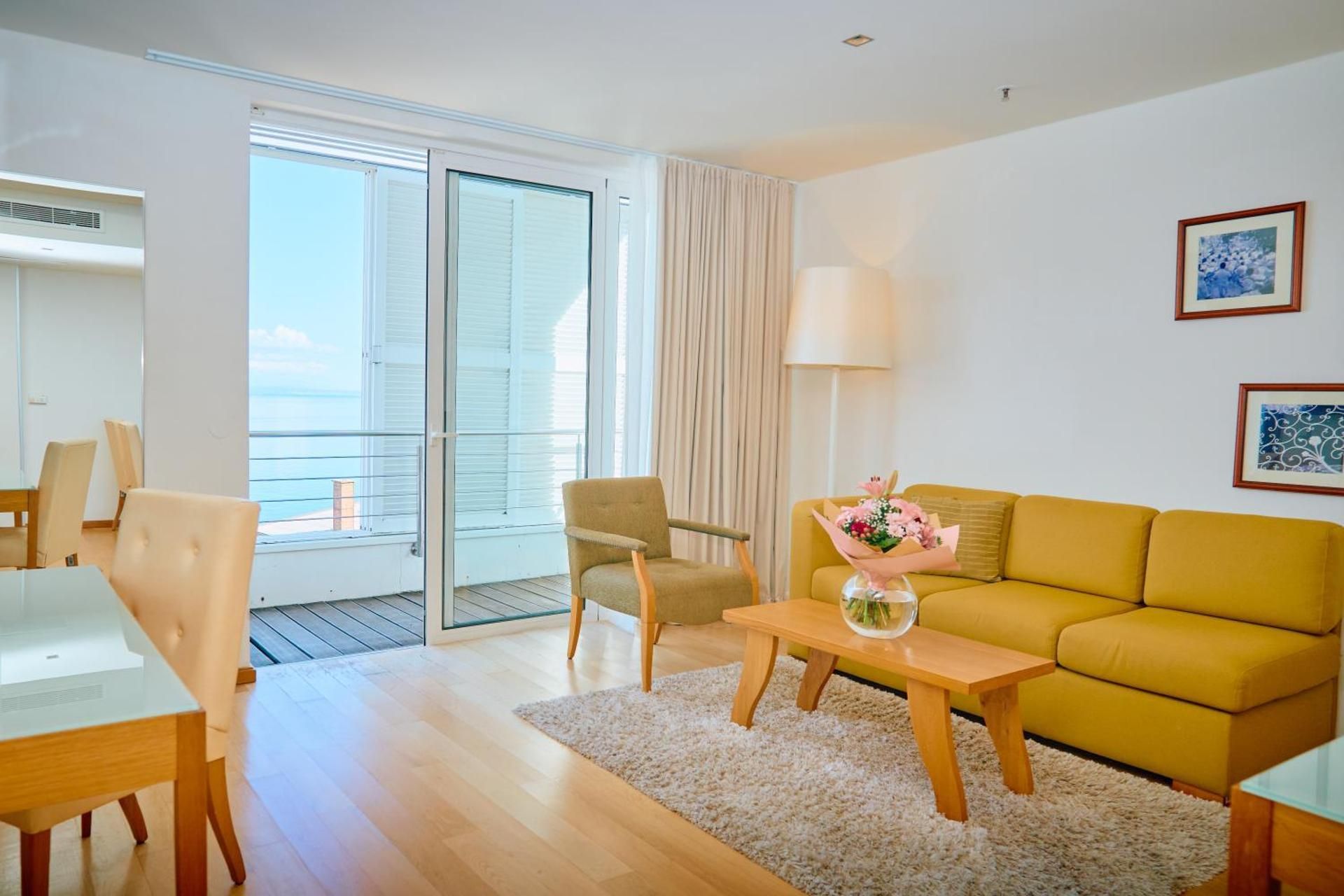 Suite with Sea View