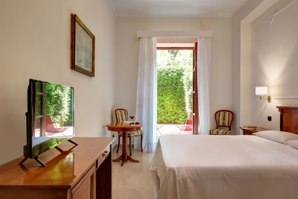 undefined Majestic Palace Hotel 9