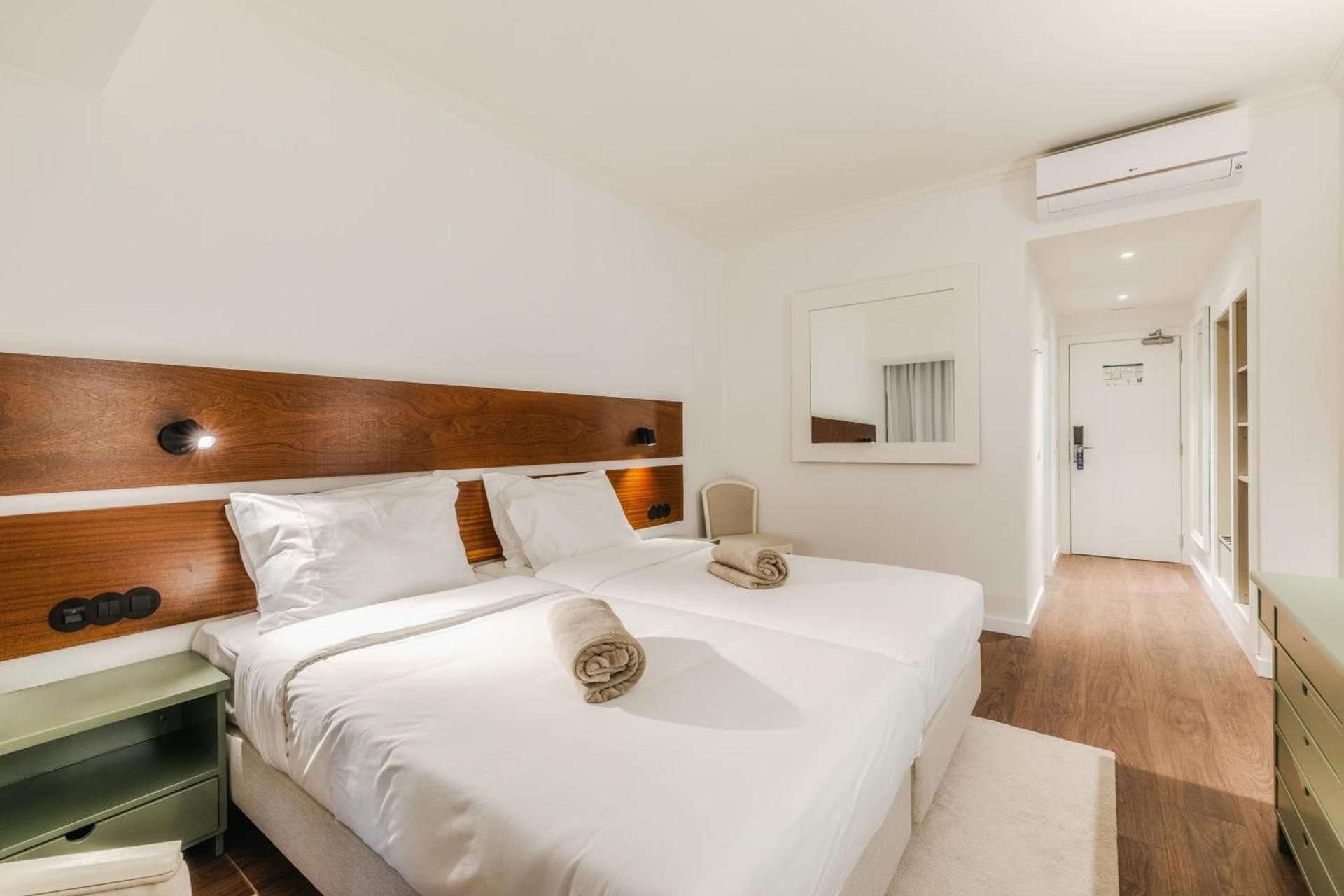 Standard Twin Room