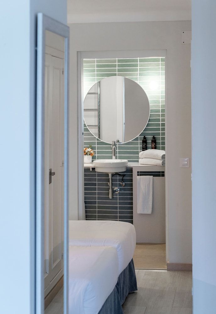 Prestige Mar y Sol Triple Room 8