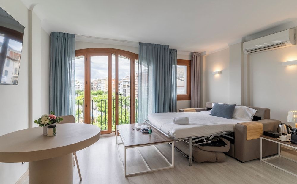 Prestige Mar y Sol Triple Room 2