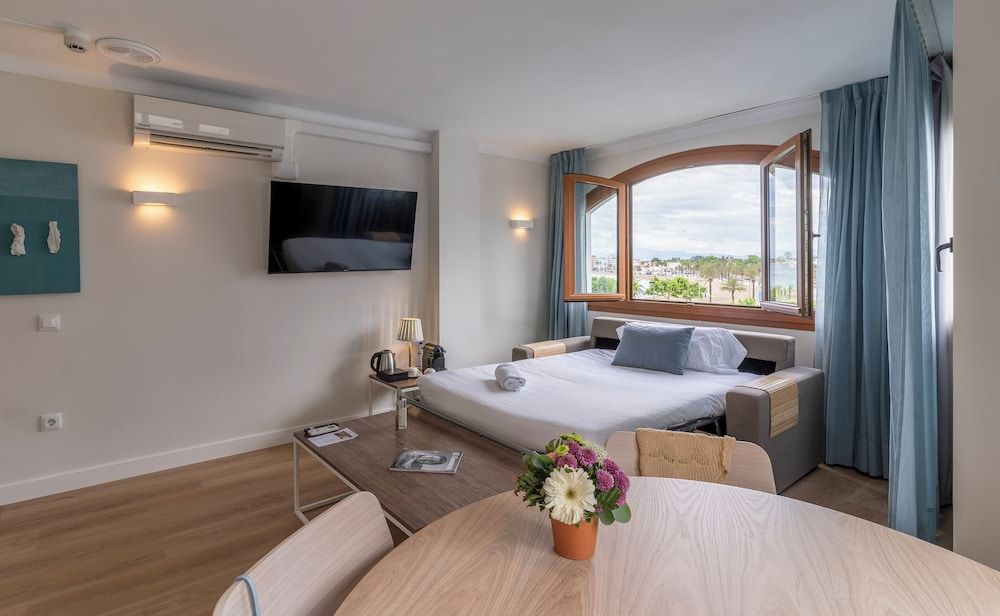 Prestige Mar y Sol Triple Room 5