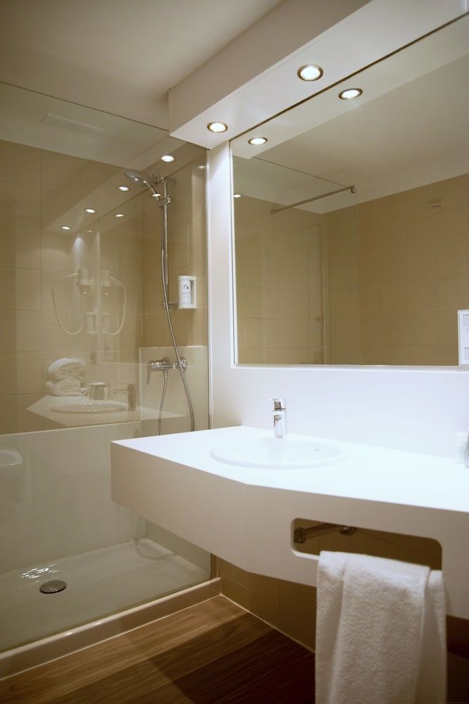 Prestige Mar y Sol Triple Room, Sea View (2 Adults + 1 Child) 7