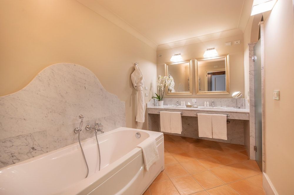 Junior Suite, Garden View