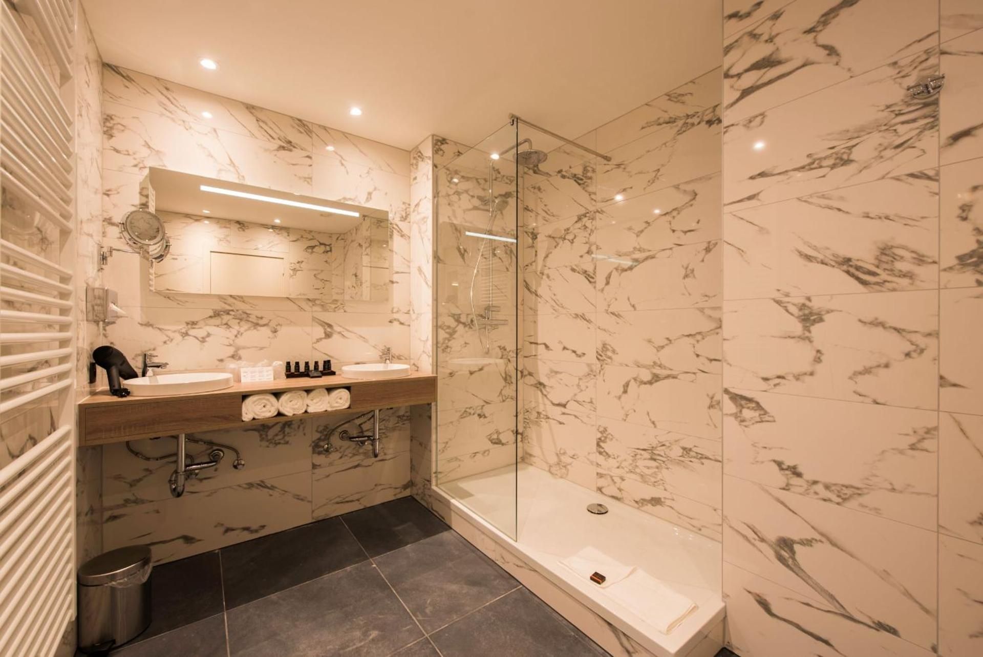 undefined Hotel Acacia 5